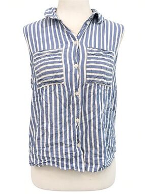 ONLY Sleeveless Stripped Button Up